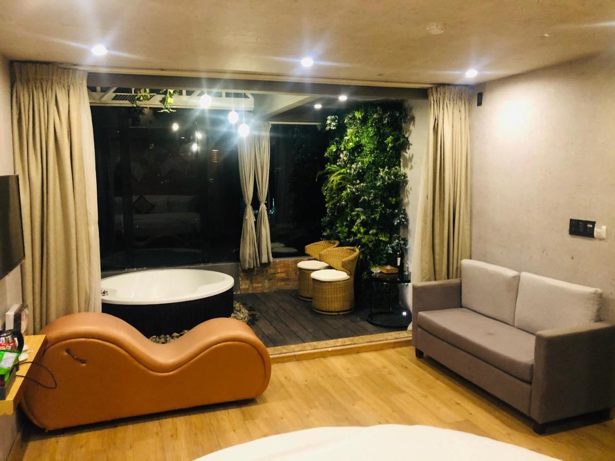 Hotel Bonita THT Thành Pho Ho Chí Minh Esterno foto