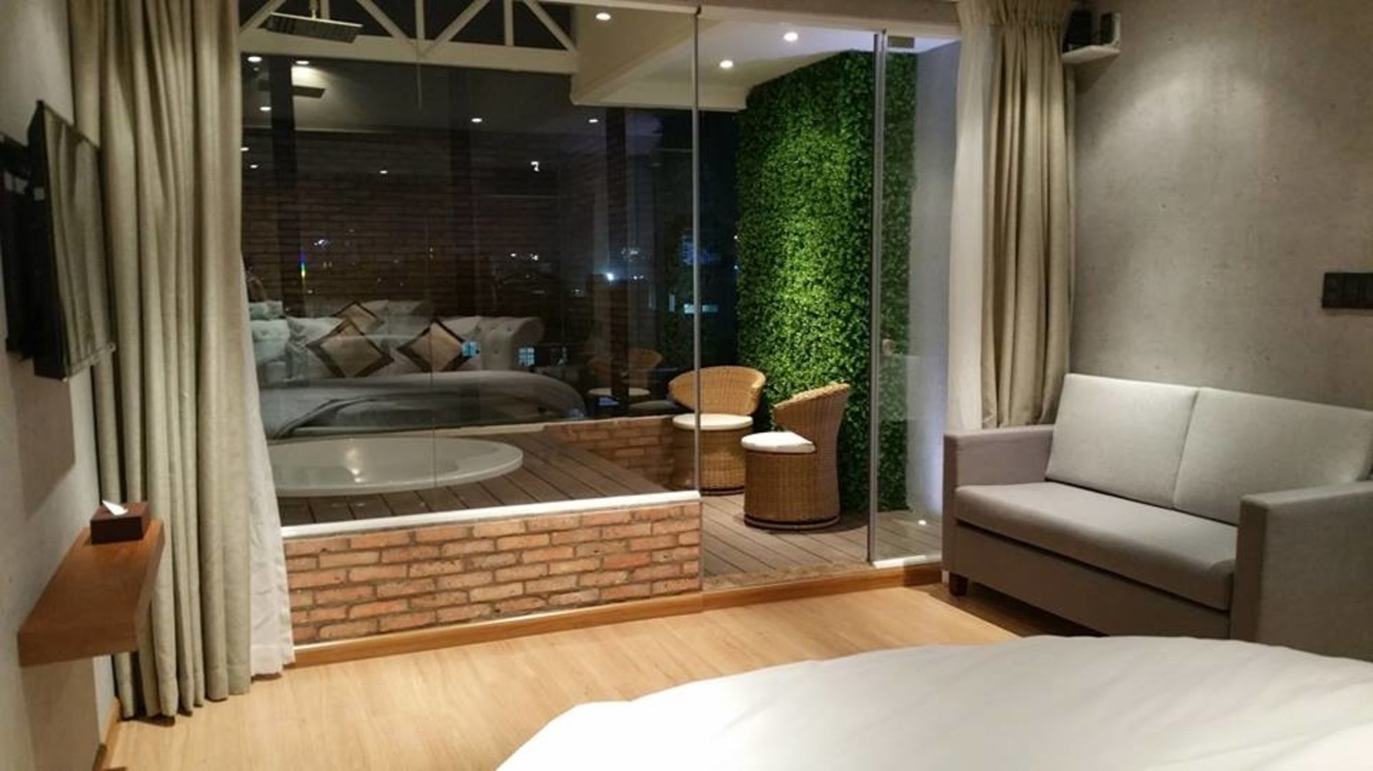 Hotel Bonita THT Thành Pho Ho Chí Minh Esterno foto